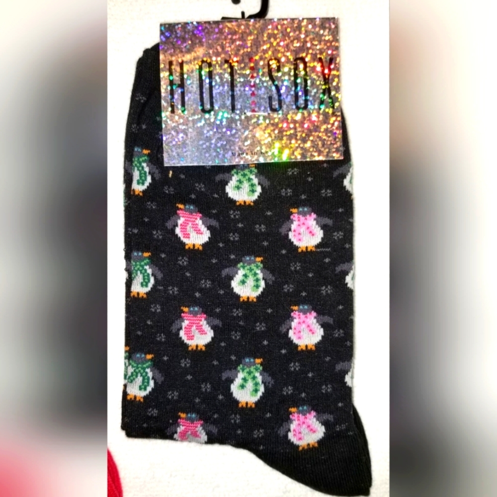 HOT SOX NWT PENGUIN 🐧 SOCKS